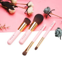 4Pcs Portable Mini Pink Makeup Brushes Set with Bag for Travel - Image 2