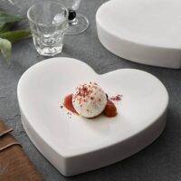 Heart-Shaped Ceramic Dining Plate - Image 4